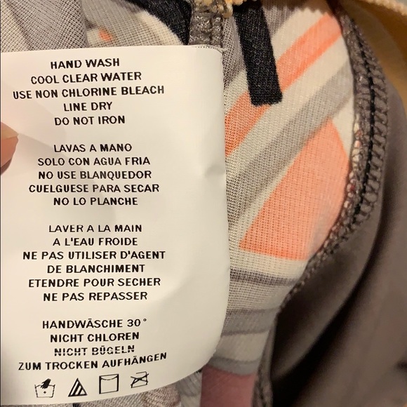 Miracle suit - Picture 4 of 4